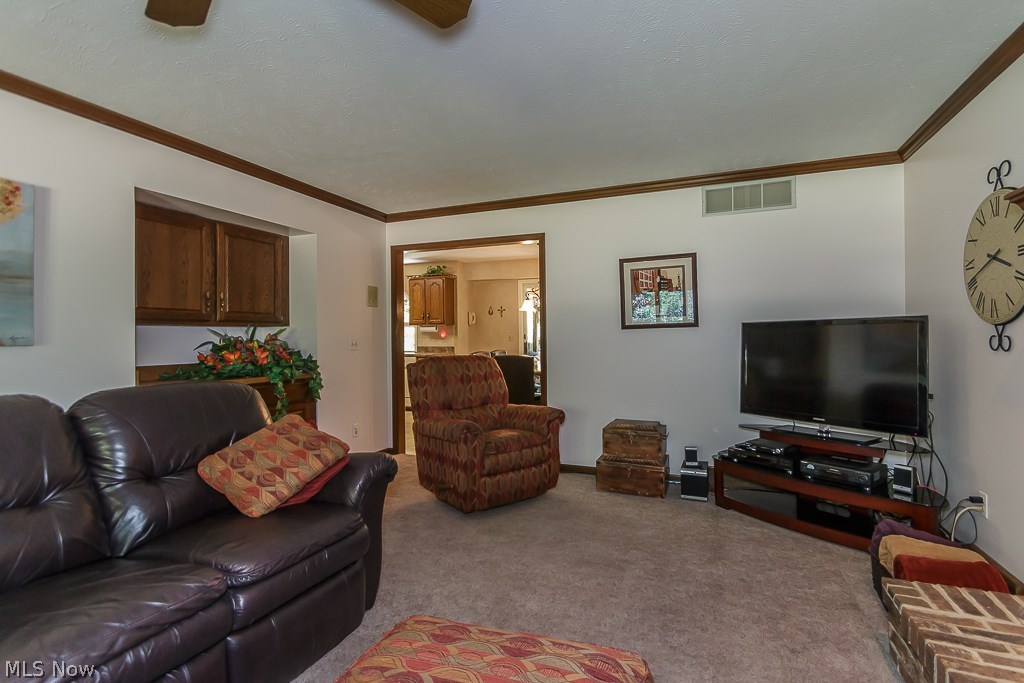 Highland Woods 02 - Residential