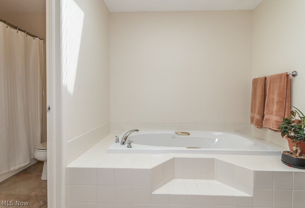 Highland Woods 02 - Residential