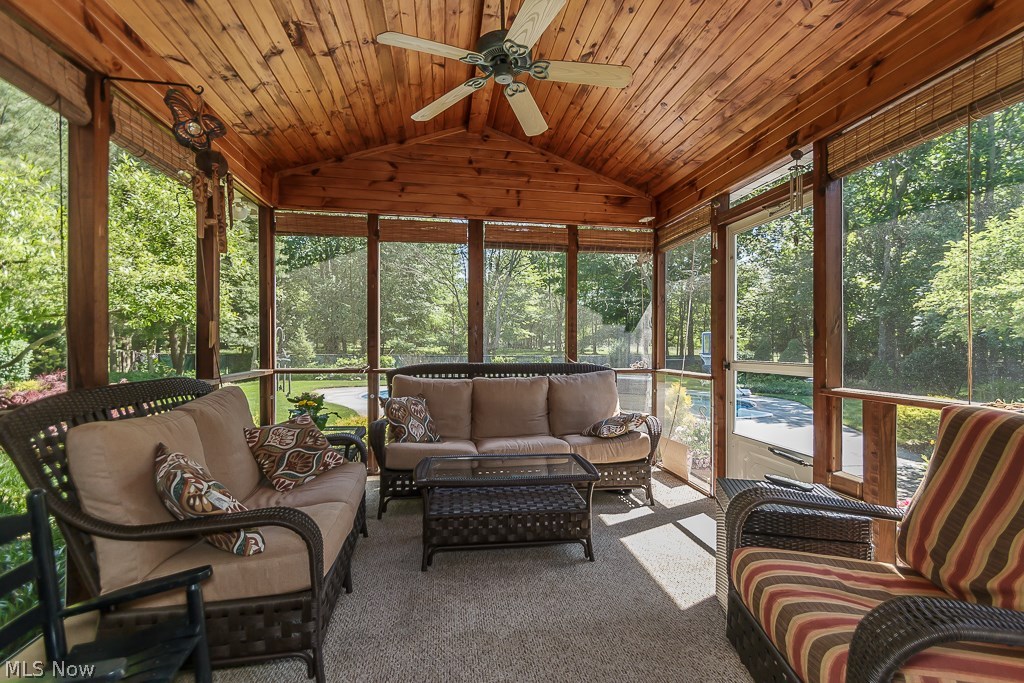 Highland Woods 02 - Residential