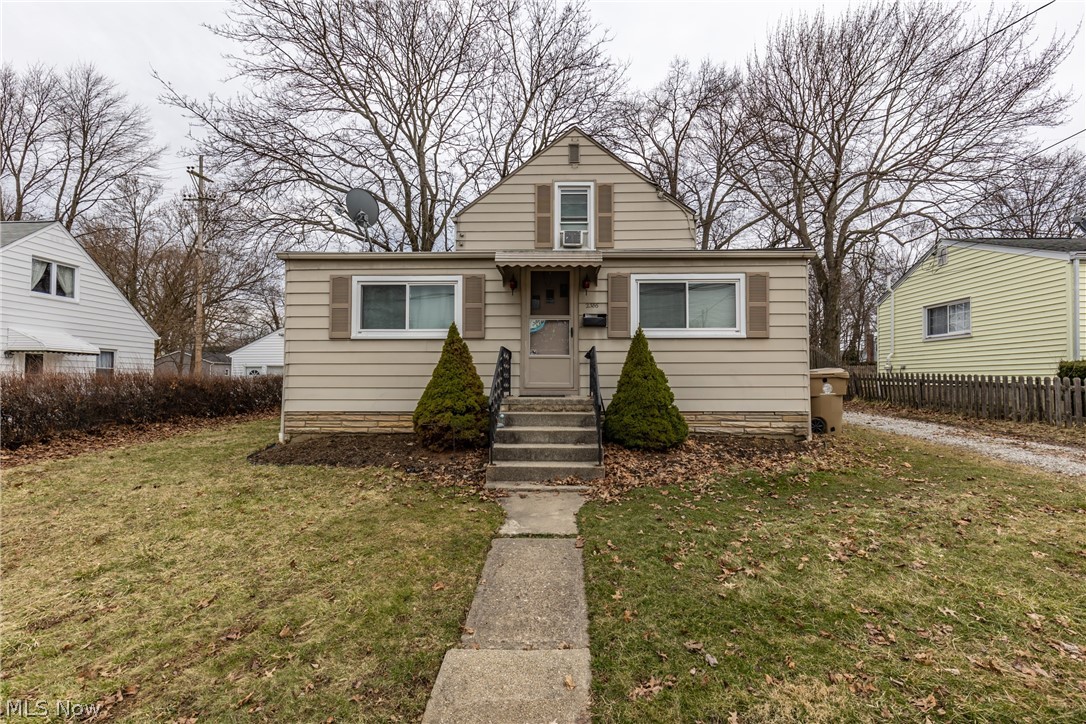 Build some equity in this 3, possibly 4, bedroom cape cod in Cuyahoga Falls. The bathroom, and a bedroom are on the first floor. An office/possible 4th bedroom is on the first floor as well. The open floor plan makes furnishing easy. Enjoy a nice sized back yard, a patio, large shed, full basement, and much more.