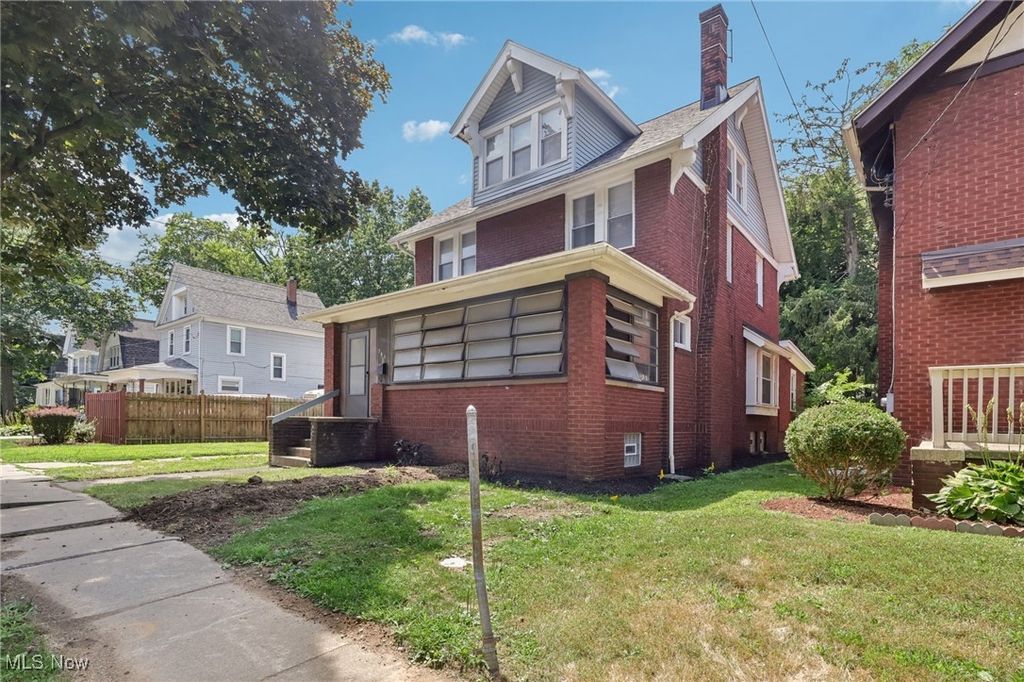 Photo of 764 Chalker Street, Akron, OH 44310 (MLS # 5174896)