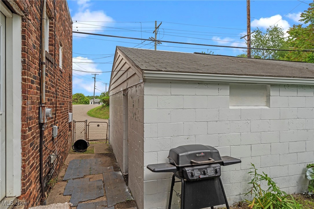 City/Massillon - Residential Income