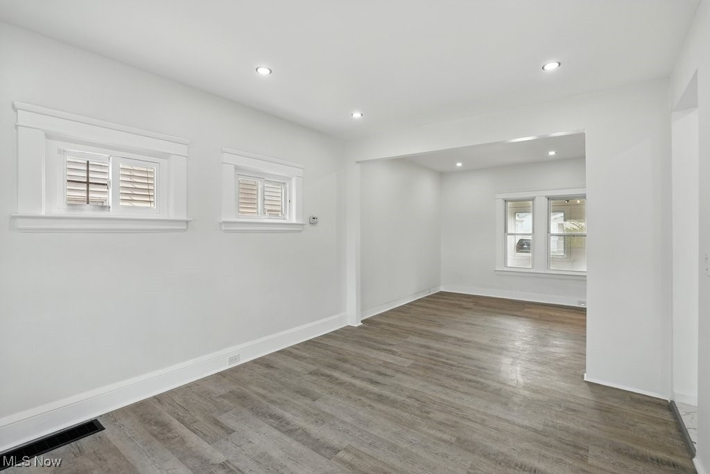 S H Kleinmans Regal Park - Residential