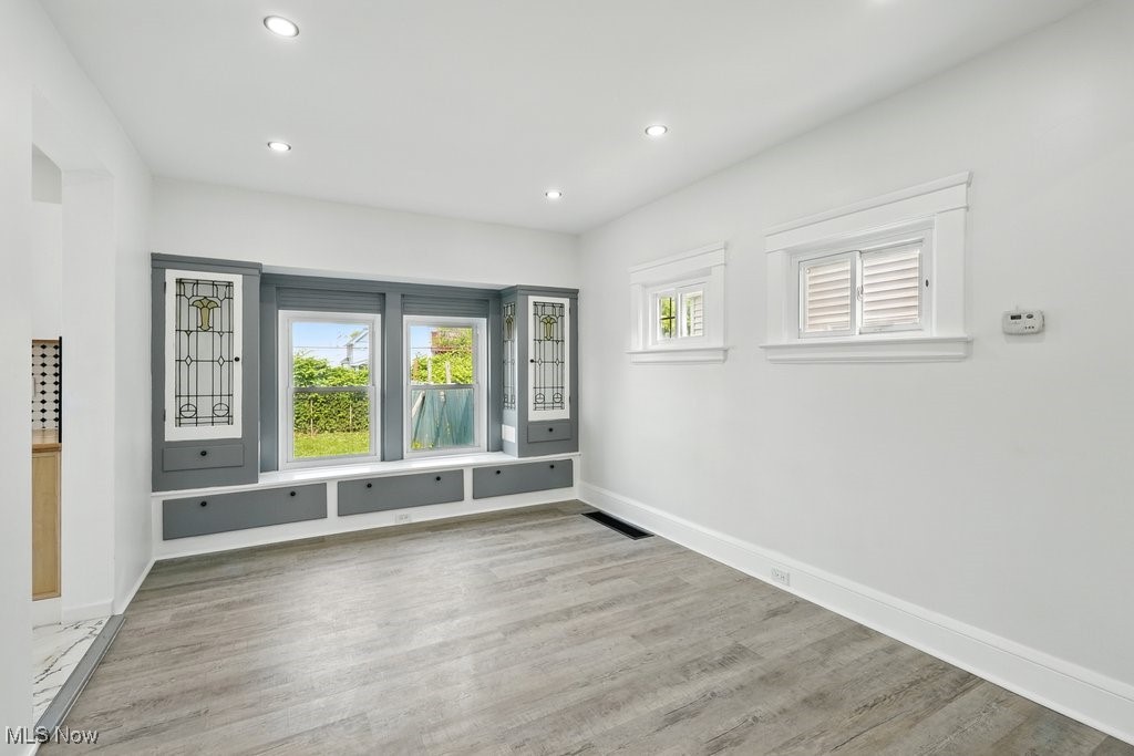 S H Kleinmans Regal Park - Residential