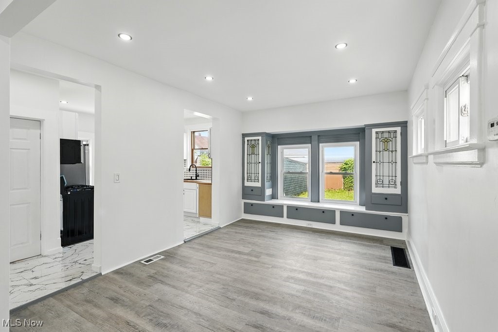 S H Kleinmans Regal Park - Residential