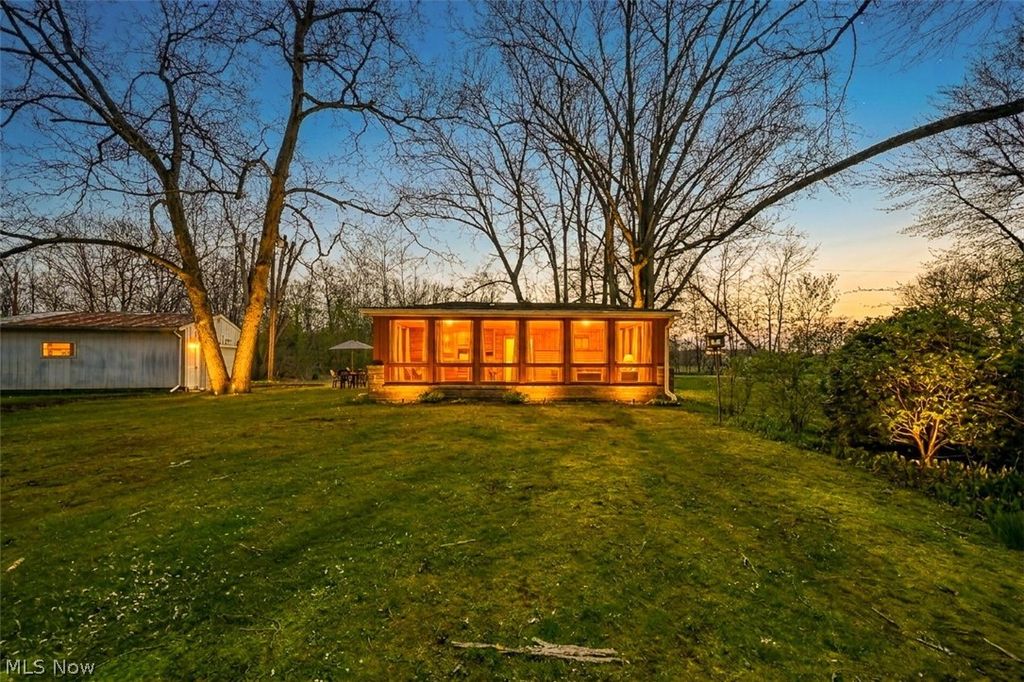 Photo of 543 Gallagher Road, North Benton, OH 44449 (MLS # 5202165)