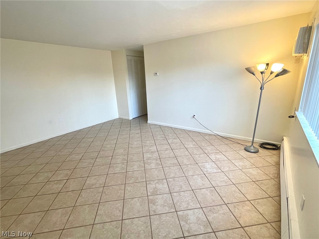 Royal Court Condo - Residential Lease