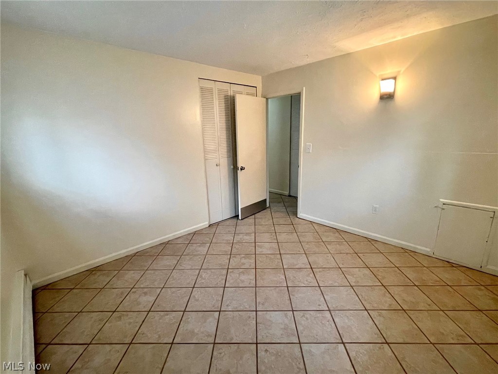 Royal Court Condo - Residential Lease