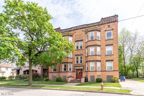 Photo of 5612 Linwood Avenue, Cleveland, OH 44103 (MLS # 5221522)