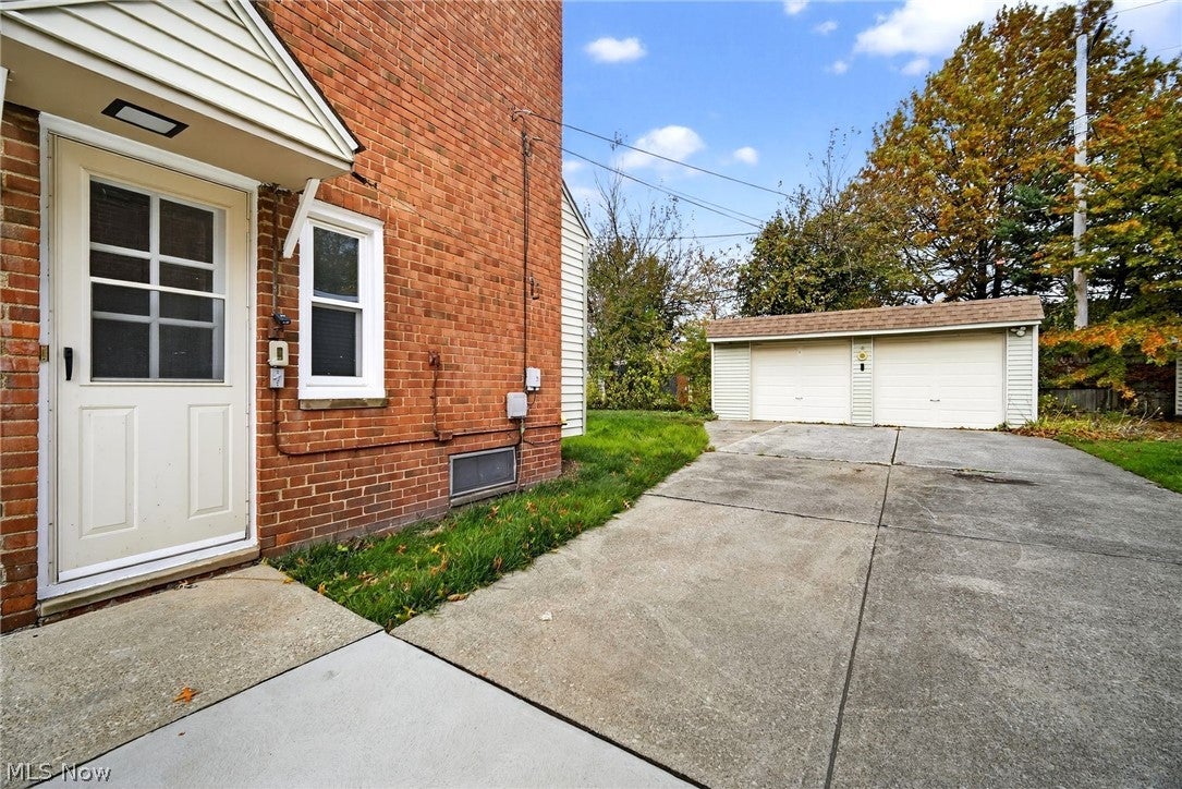 3789 Colony Road