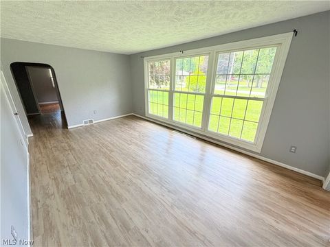 Tiny photo for 8803 Spring Valley Drive, Mentor, OH 44060 (MLS # 5210458)