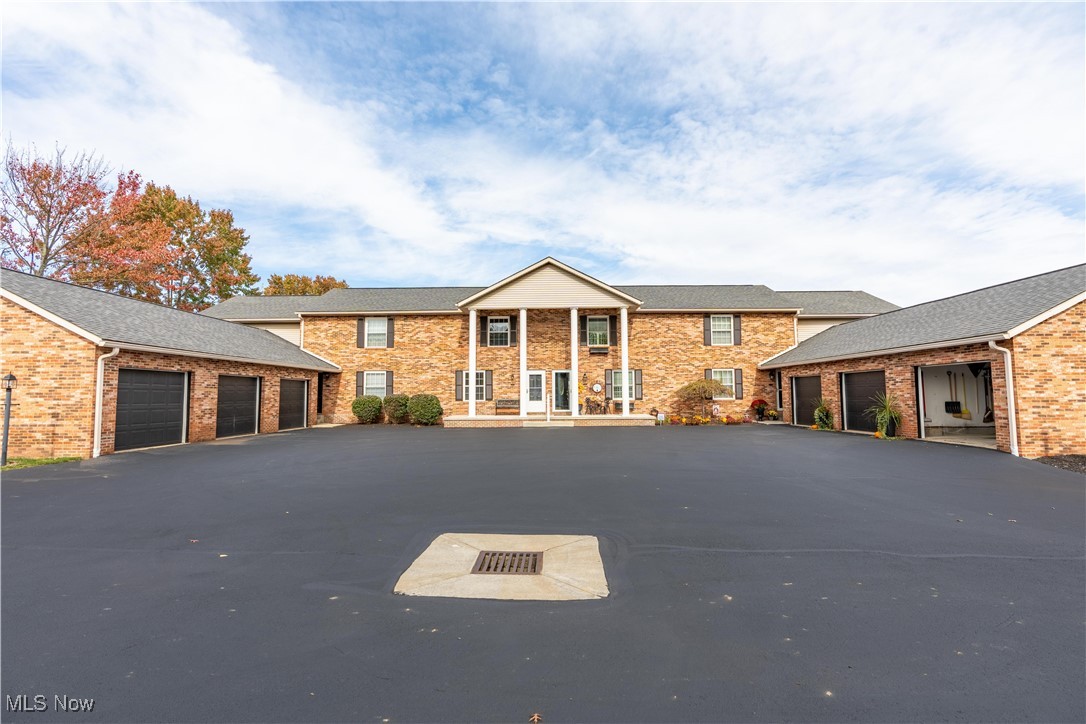 Maple Creek Condo Estates - Residential