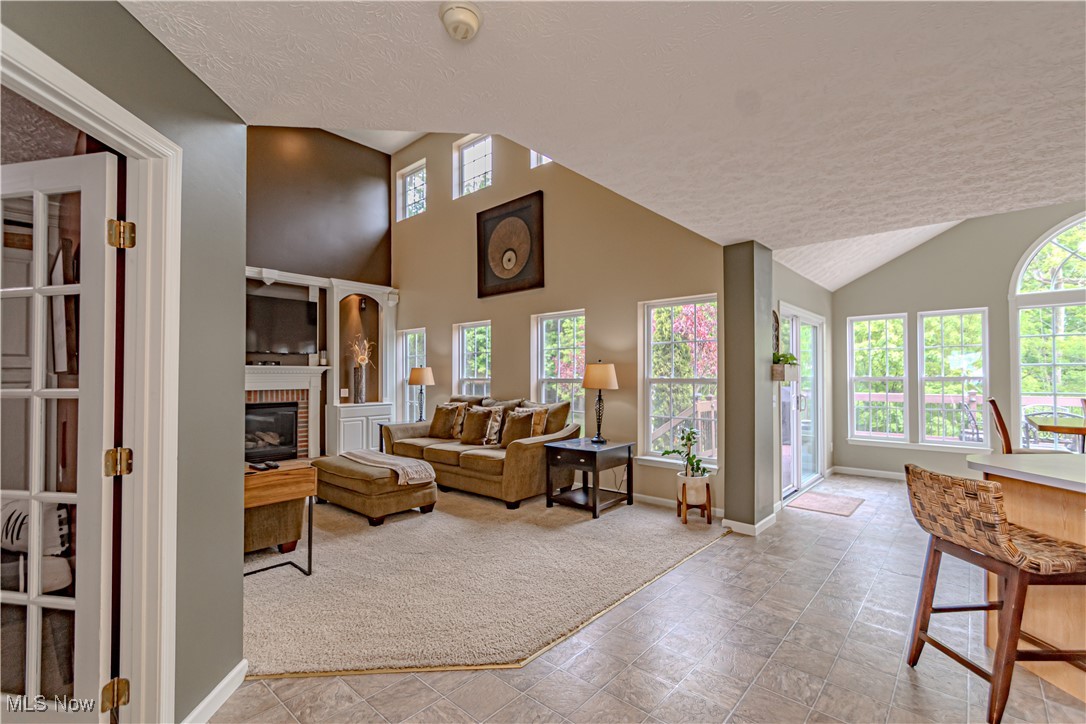 4527 Lexington Ridge Drive, Medina, Ohio image 23