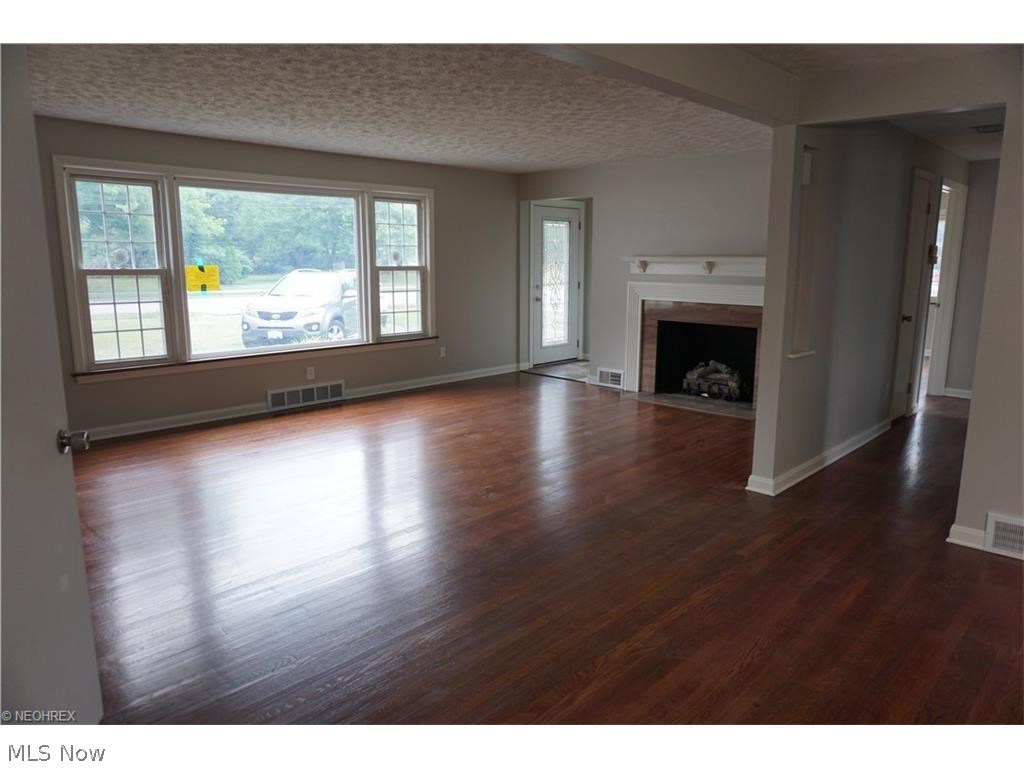 Hoag-Wilson - Residential Lease