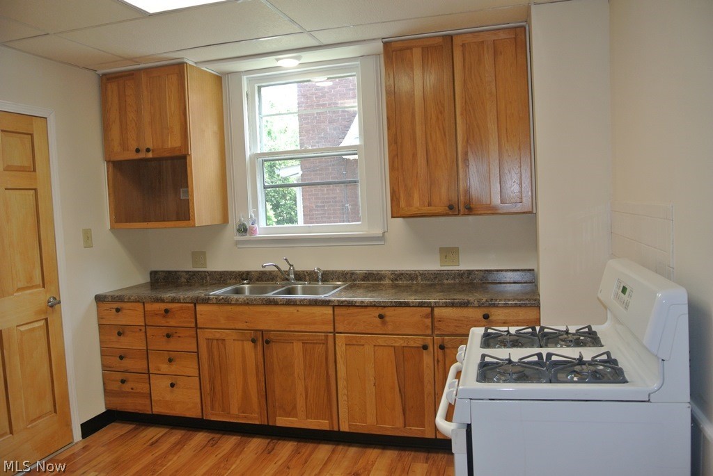 Hall Park - Residential