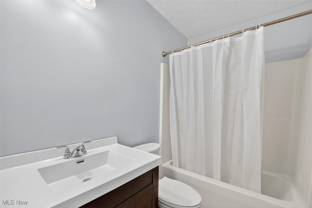 Village/Hartville - Residential