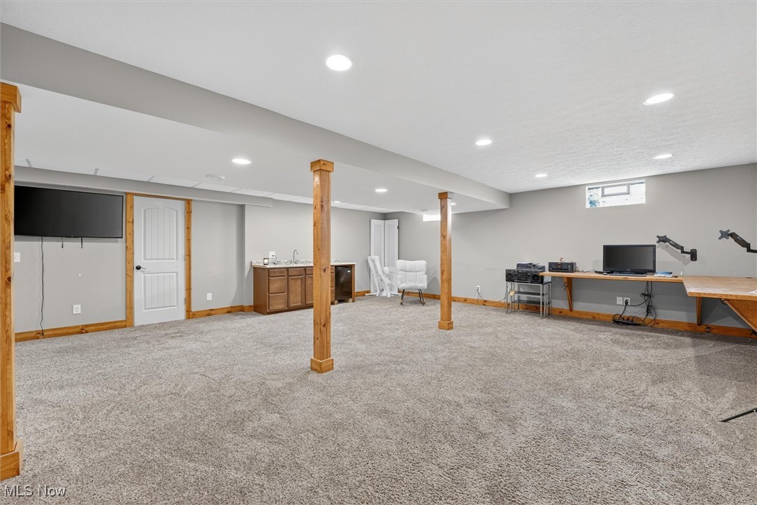 Village/Hartville - Residential