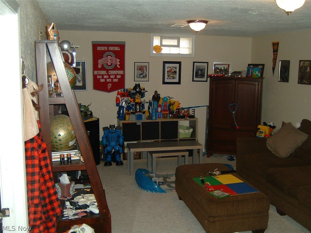 Logan Woods - Residential