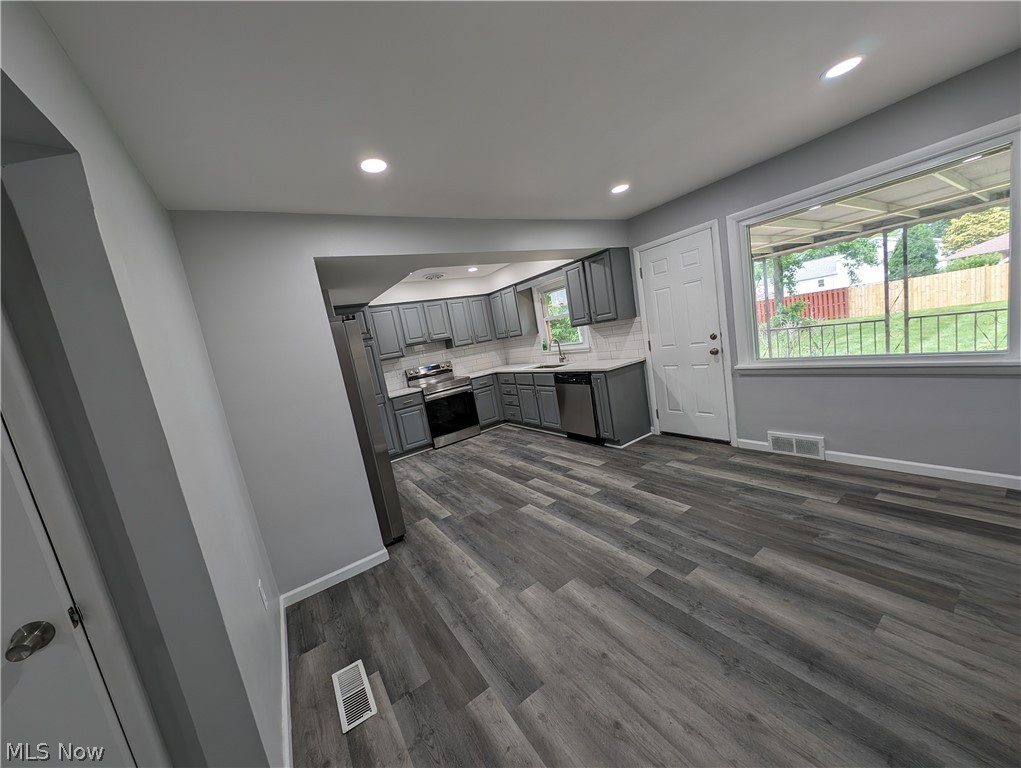 Richmond Heights - Residential Lease
