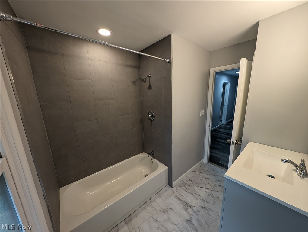 Richmond Heights - Residential Lease