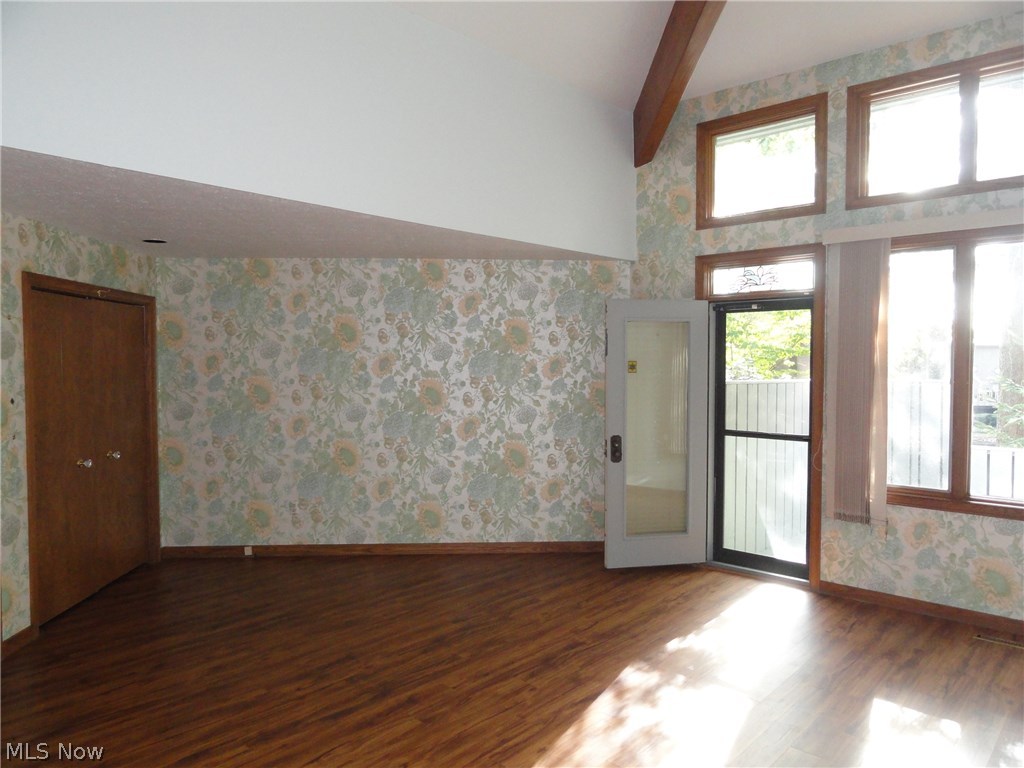 Kames Condo - Residential