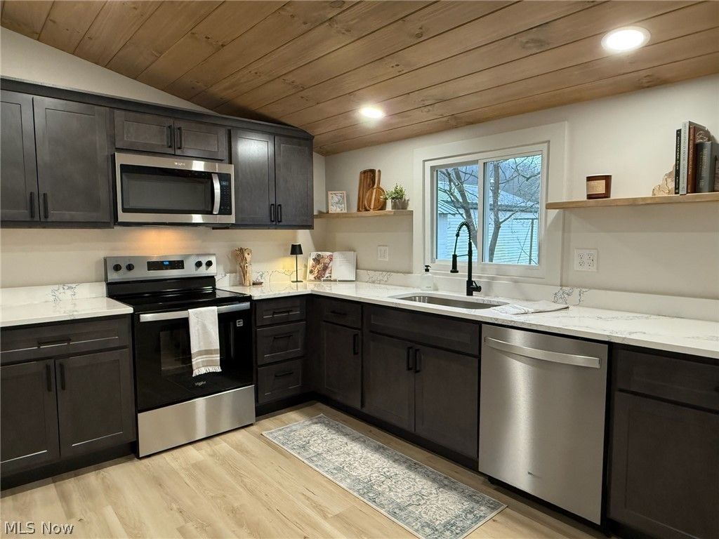 Photo of 1986 Carolina Street NW, Dover, OH 44622 (MLS # 5198083)