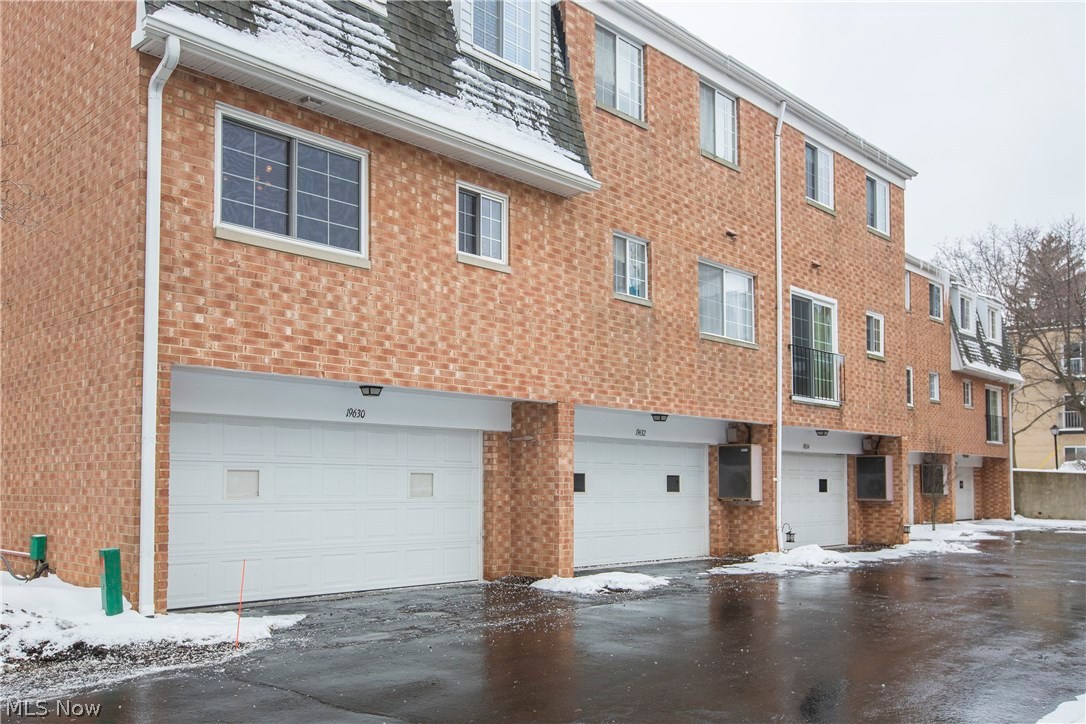 Cornerstone Square Twnhse Condo - Residential