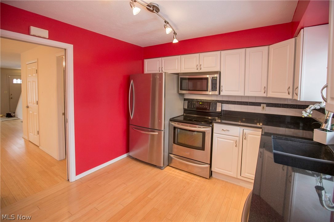 Cornerstone Square Twnhse Condo - Residential