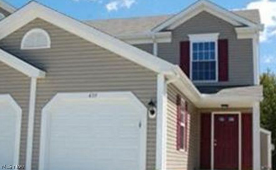 Remarkable opportunity to snap up a great deal in Powder Maker Creek, one of Avon Lakes most prestigious town home communities. Minutes from I90, shopping, restaurants, parks, beaches, entertainment and more - enjoy all that this great city has to offer. Large open kitchen will bring out the chef in you and features tons of counter-space, and all appliances stay!! Huge wide open dining room/great room will dazzle your guests. Huge full bath upstairs and two large bedrooms give you all the space you will ever need. Full basement features tons of room for storage and the laundry area with sink and tub offers great convenience and tremendous space. Out back the private patio is perfect for entertaining.