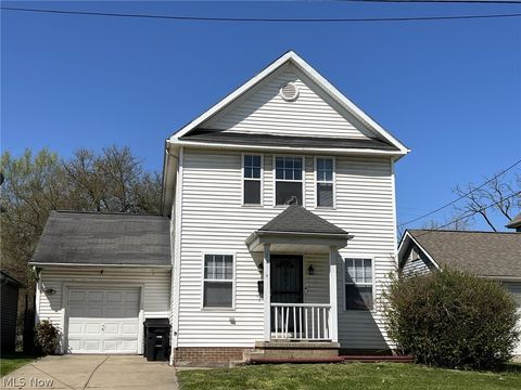 2214 E 69th Street, Cleveland, OH 44103 - #: 5034435