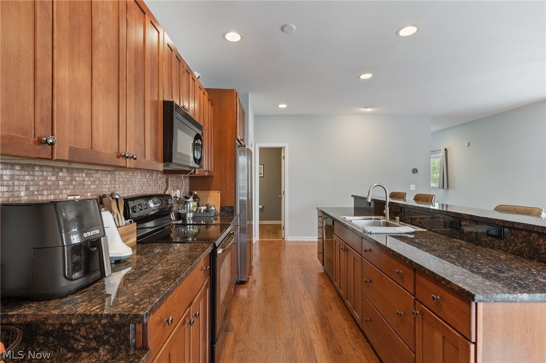 1499 Huntington Lane