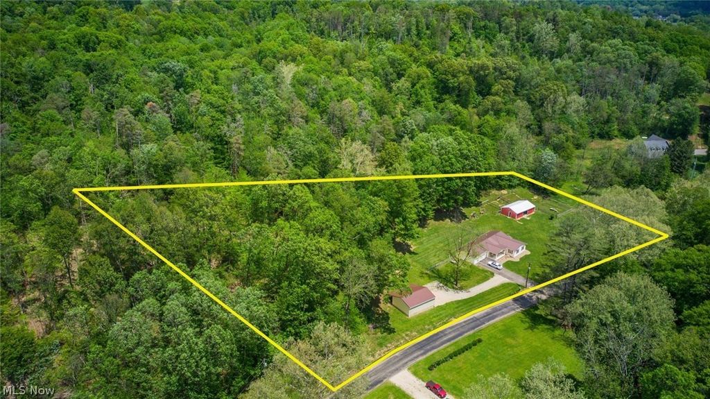 Photo of 385 Irish Ridge Road, Philo, OH 43771 (MLS # 5211908)