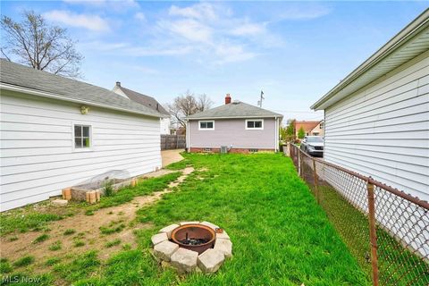 Tiny photo for 3124 W 142nd Street, Cleveland, OH 44111 (MLS # 5203115)