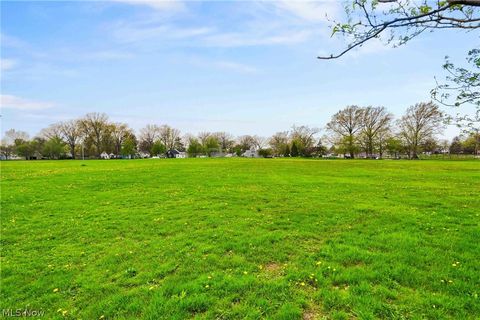 Tiny photo for 3124 W 142nd Street, Cleveland, OH 44111 (MLS # 5203115)