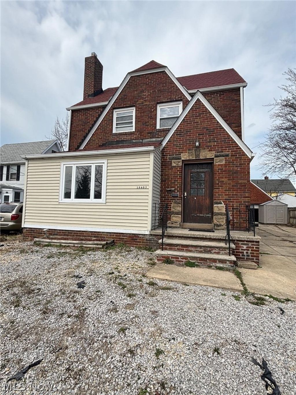 Photo of 18603 Arrowhead Avenue, Cleveland, OH 44119 (MLS # 5212668)