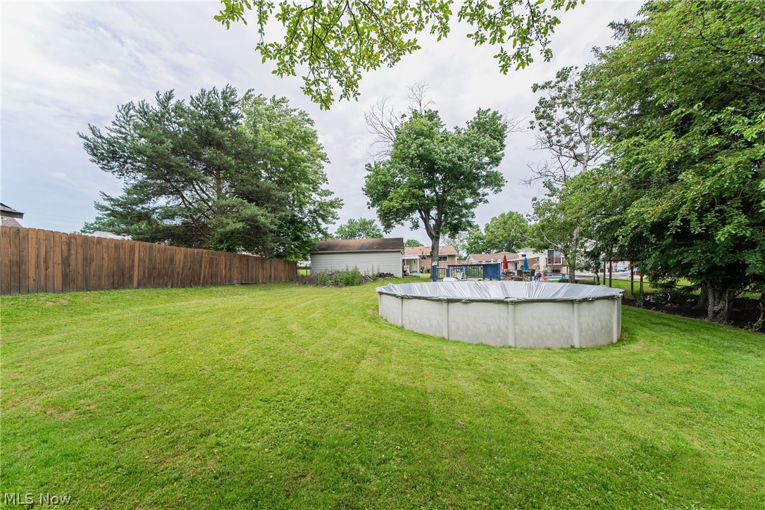 Charles 01 - Residential