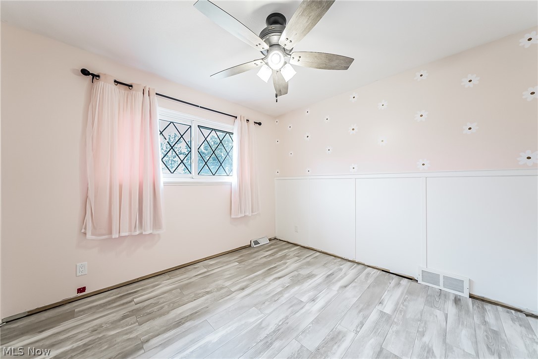 Charles 01 - Residential