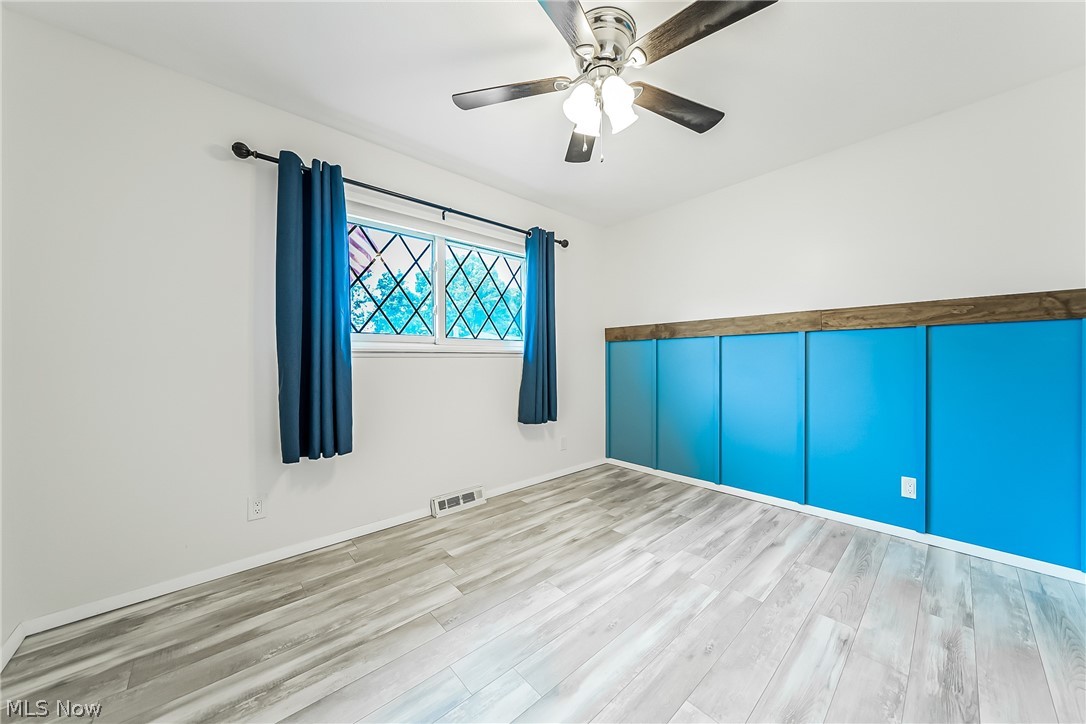 Charles 01 - Residential