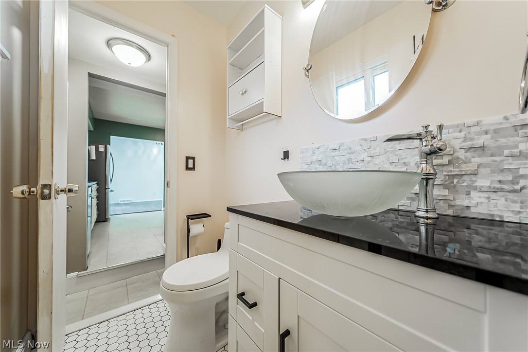 Charles 01 - Residential