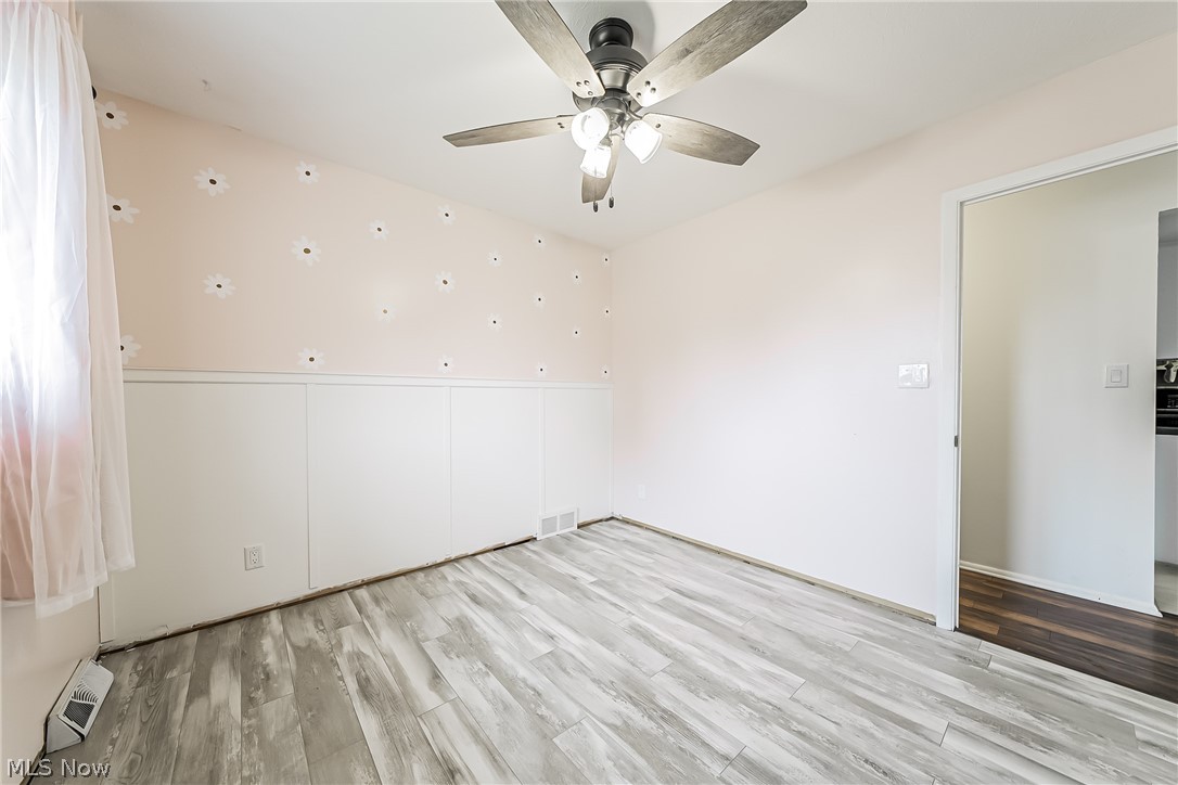 Charles 01 - Residential