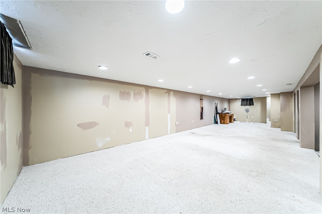 Charles 01 - Residential