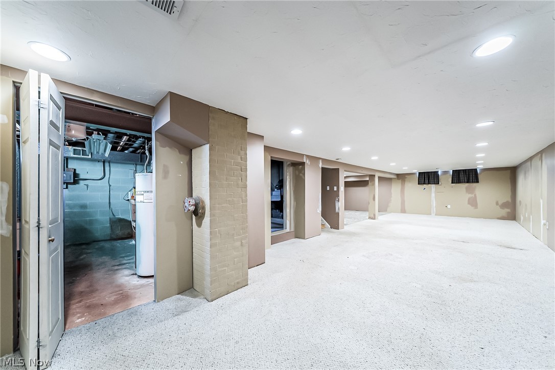 Charles 01 - Residential