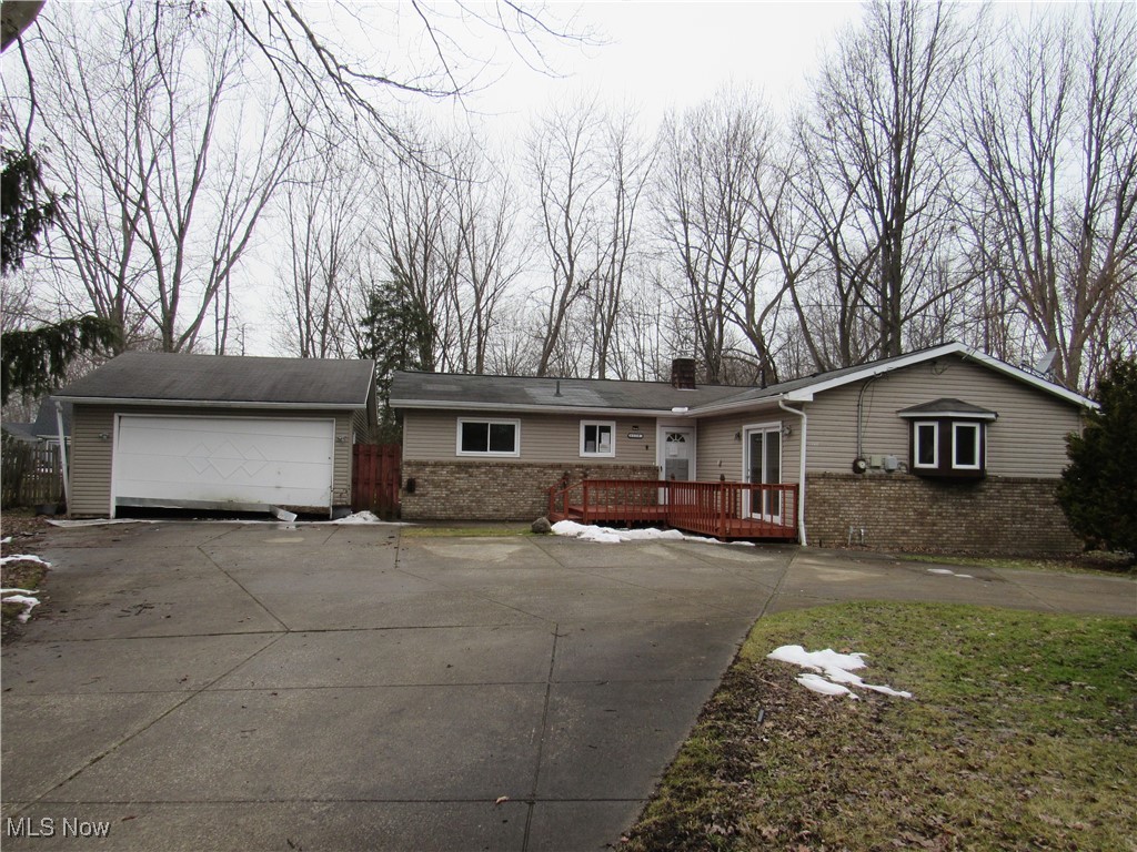 6524 Elmwood Road, Mentor, Ohio image 1