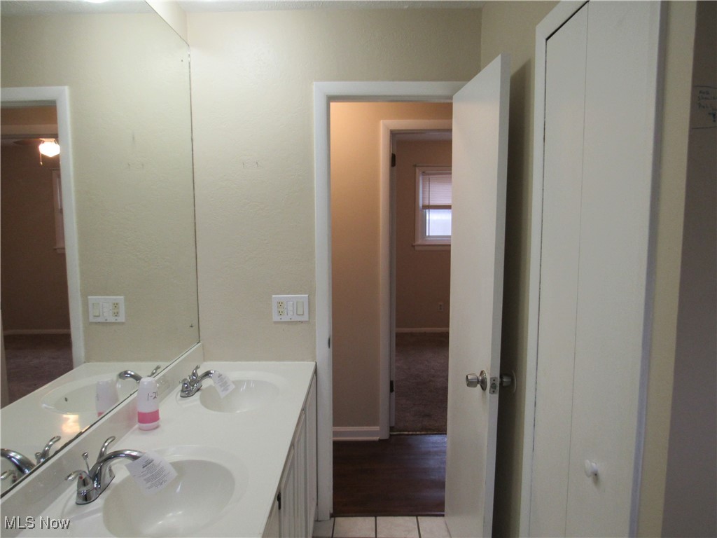 6524 Elmwood Road, Mentor, Ohio image 23