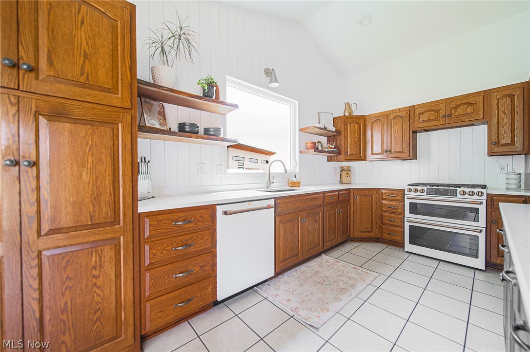 Country Acres - Residential