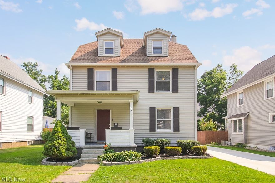 Come and view this beautiful colonial located in the heart of Firestone Park! This home has three (possibly four) bedrooms, one full bath, a formal dining room and a fully applianced eat-in kitchen! Updates include a one car garage, a new sump pump motor, outside electrical work and a new hot water heater all installed in 2021; a cemented driveway and cemented porch in 2020 and the roof, gutters, siding, windows, furnace all replaced in 2014. This property is close to schools, shopping & the highway. The seller is offering a home warranty. All offers are due by Wednesday, August 4th at 5:00Pm, bids will be reviewed on Thursday.