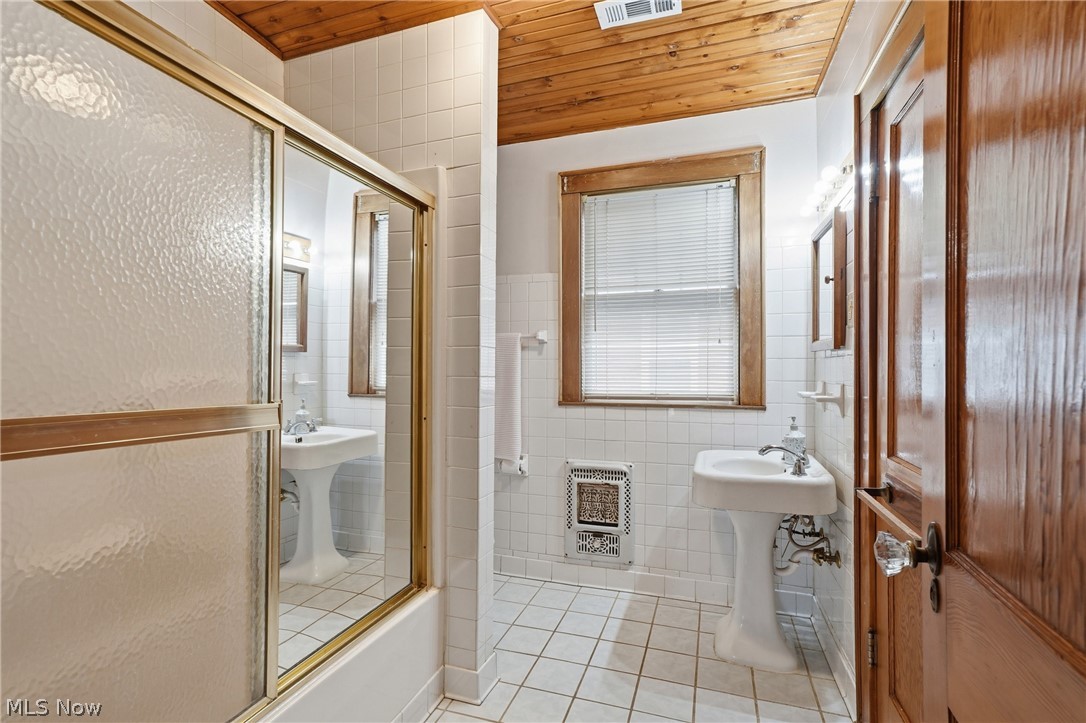 H C Hopkins Ad - Residential