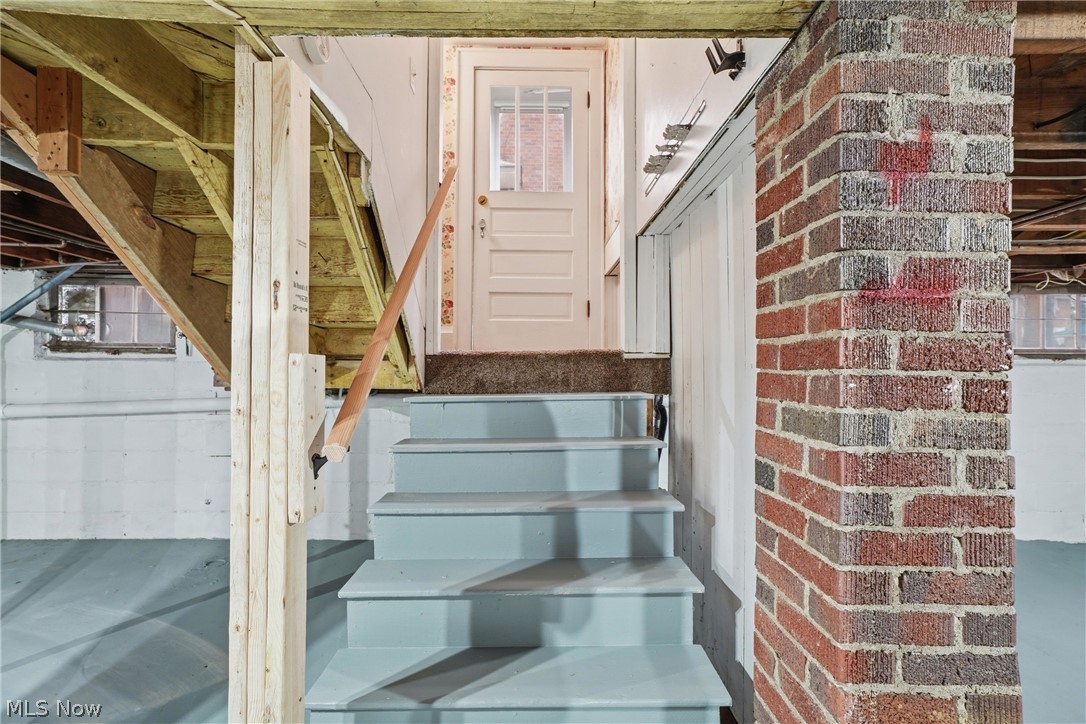 H C Hopkins Ad - Residential