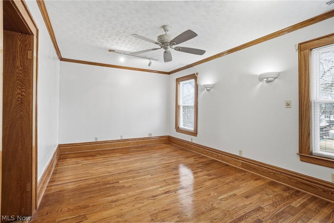 H C Hopkins Ad - Residential