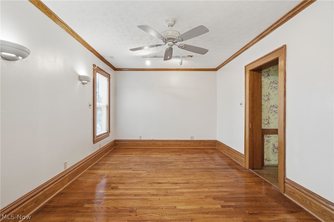 H C Hopkins Ad - Residential